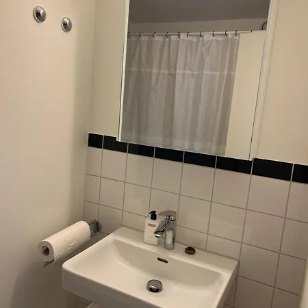 Beautiful And Bright Flat Right In Front Of Apartment *