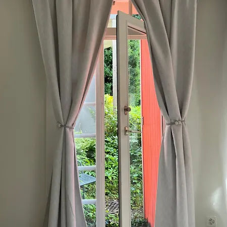 Beautiful And Bright Flat Right In Front Of Apartment Zurich